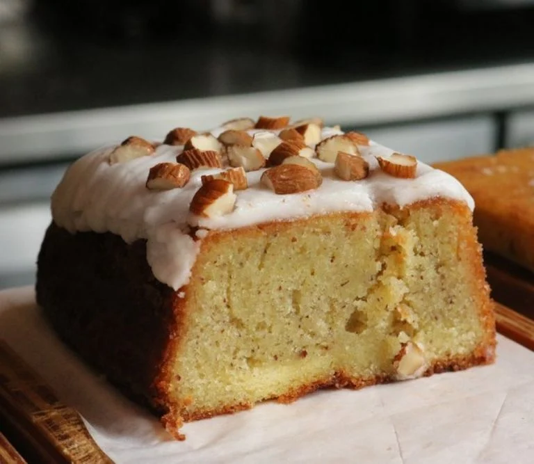 Budín de Limón y Almendras